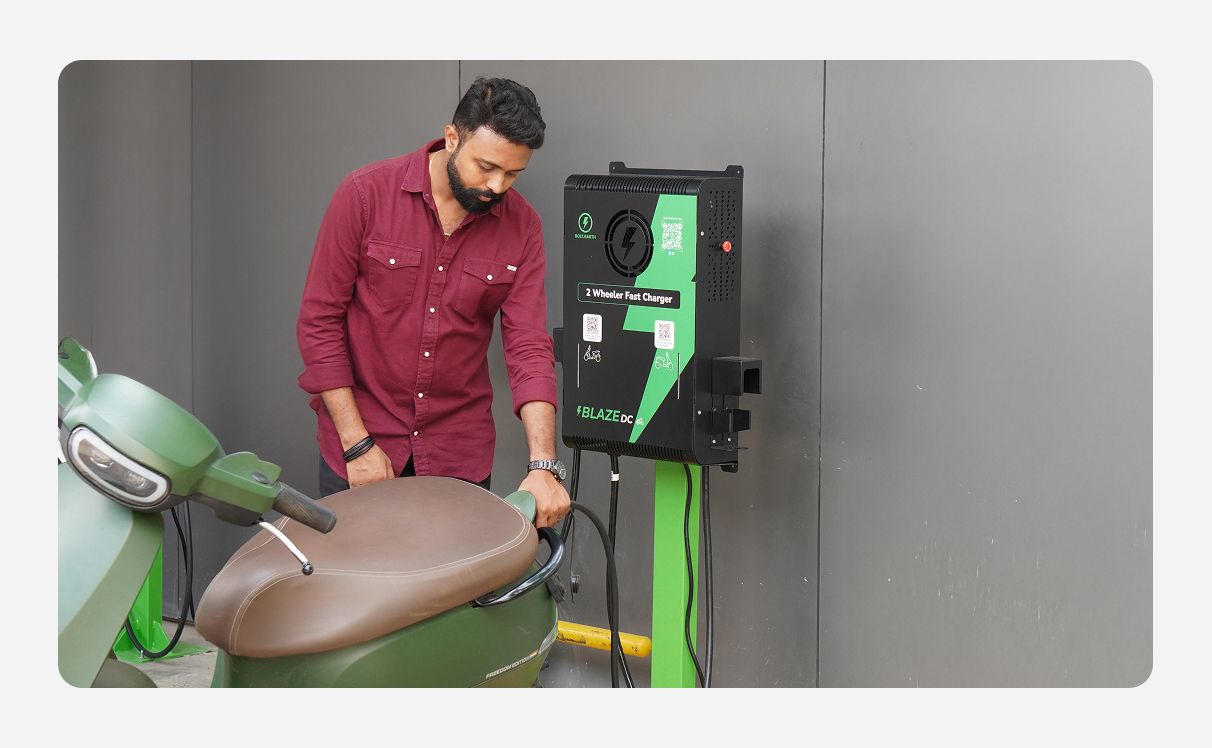 2 Wheeler Fast Charger.jpg